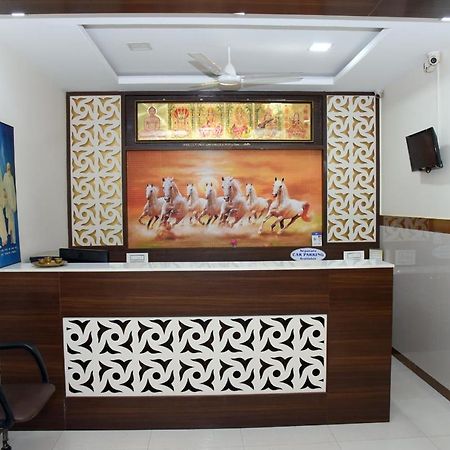 Mp Residency Hotel Кумбаконам Екстериор снимка