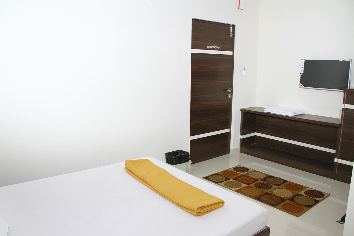Mp Residency Hotel Кумбаконам Екстериор снимка