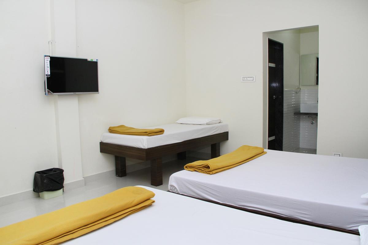 Mp Residency Hotel Кумбаконам Екстериор снимка