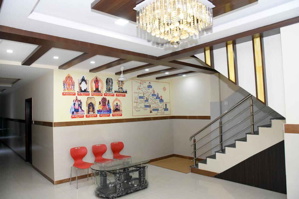 Mp Residency Hotel Кумбаконам Екстериор снимка