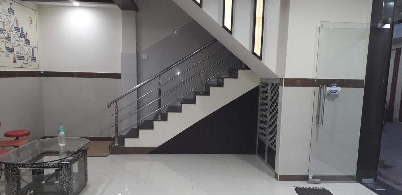 Mp Residency Hotel Кумбаконам Екстериор снимка