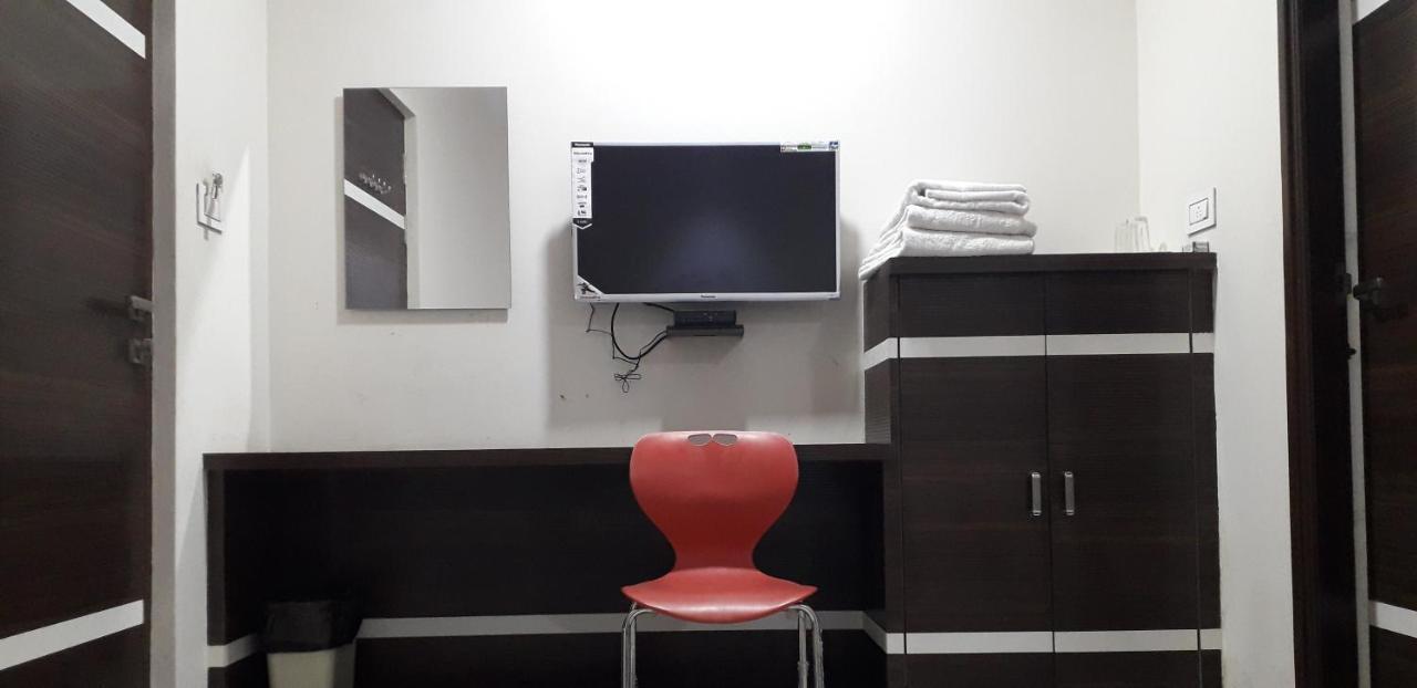 Mp Residency Hotel Кумбаконам Екстериор снимка